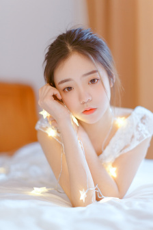 佐伯奈